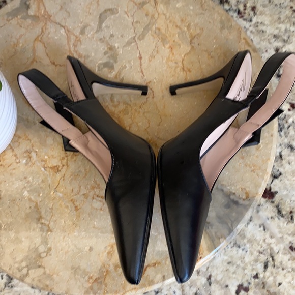 Nanette Lapore Sophia Black Sling Back Bow Heels - Picture 9 of 10